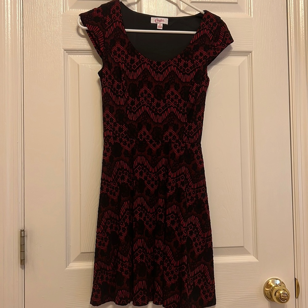 Candies fit flare red knit lace over black cap sleeve dress